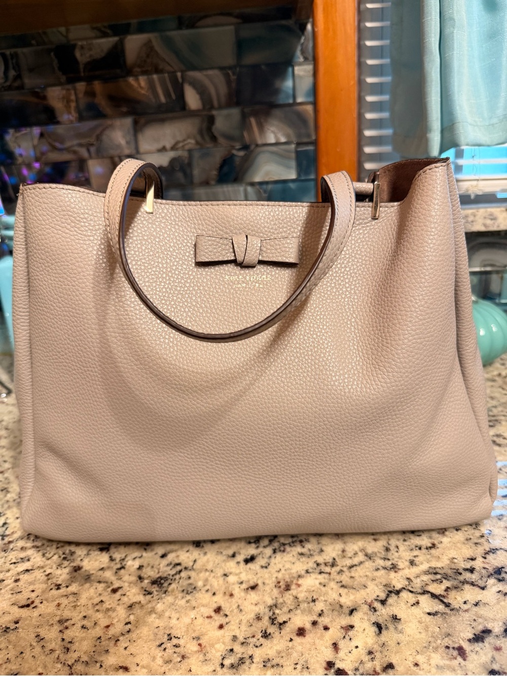 Women’s Kate Spade Pebbled  Leather Tote Bag in Light Taupe